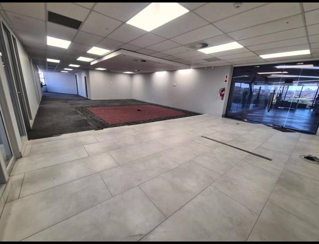 BUSINESS PROPERTY TO RENT IN MENLYN